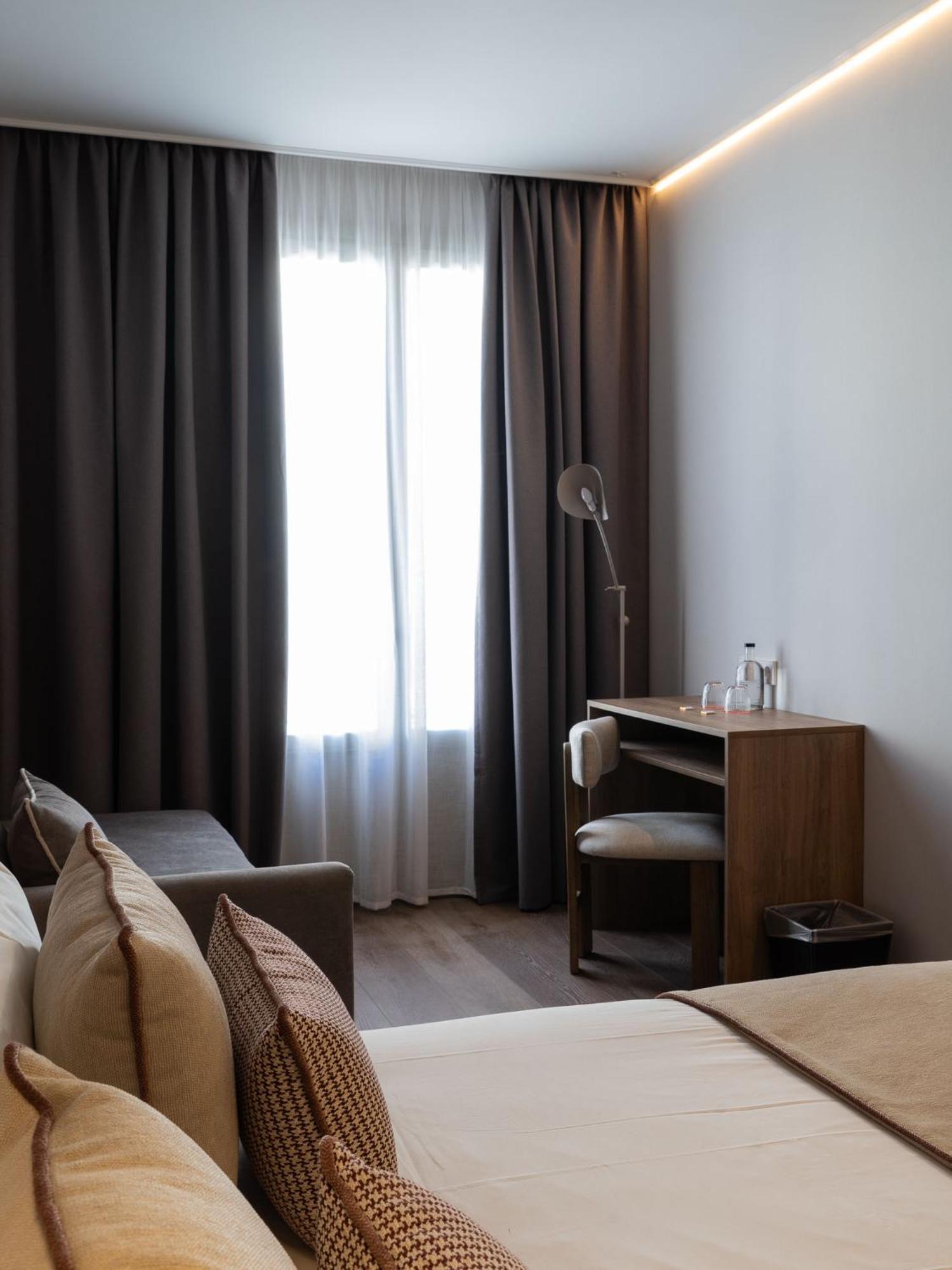 Hotel Well And Come Màlaga Pokoj fotografie